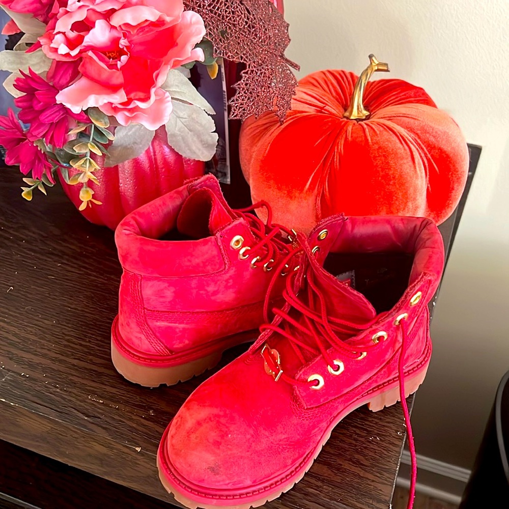 Red Timberlands